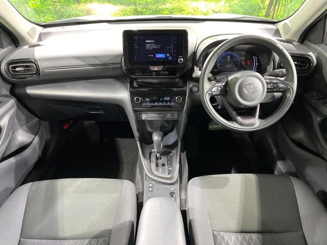 TOYOTA YARIS CROSS 2025