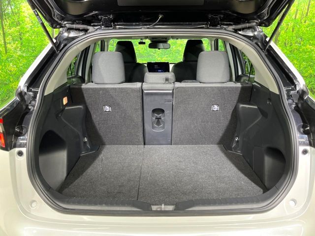 TOYOTA YARIS CROSS 2025