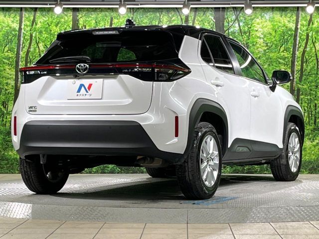 TOYOTA YARIS CROSS 2025