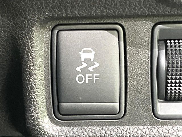 NISSAN NOTE 4WD 2014