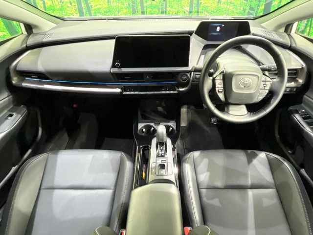 TOYOTA PRIUS 4WD 2025