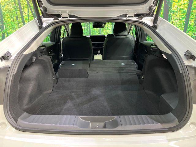 TOYOTA PRIUS 4WD 2025