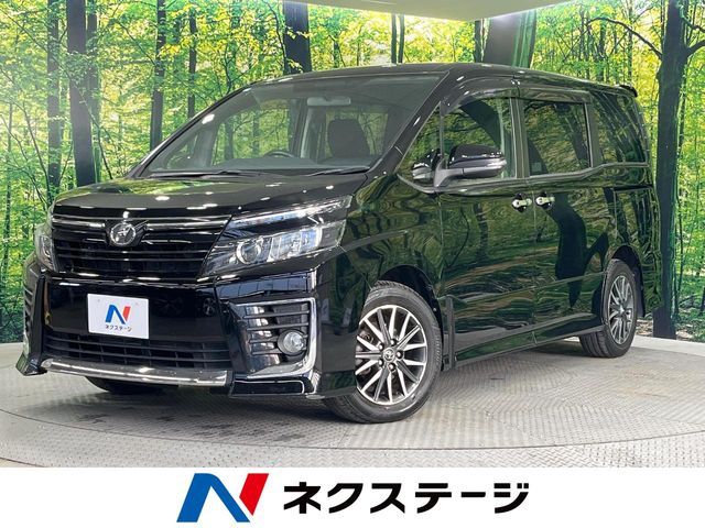 TOYOTA VOXY 2014