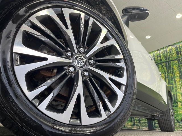 TOYOTA YARIS CROSS HYBRID 2023