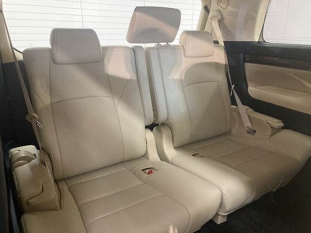 TOYOTA ALPHARD hybrid 4WD 2020