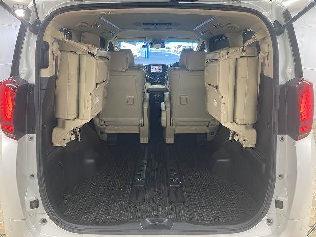 TOYOTA ALPHARD hybrid 4WD 2020