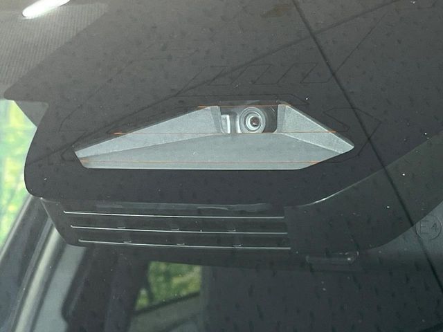 TOYOTA COROLLA CROSS HYBRID 2025