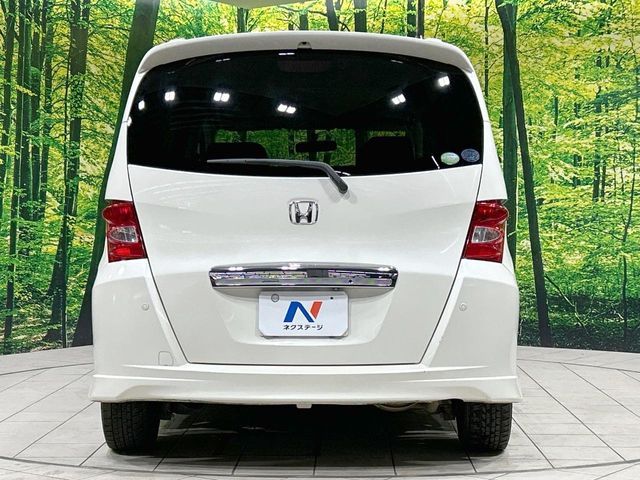 HONDA FREED 2008