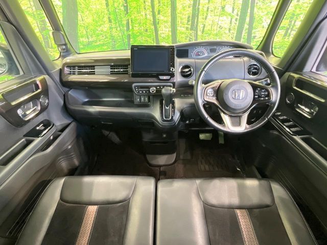 HONDA N BOX CUSTOM 2018