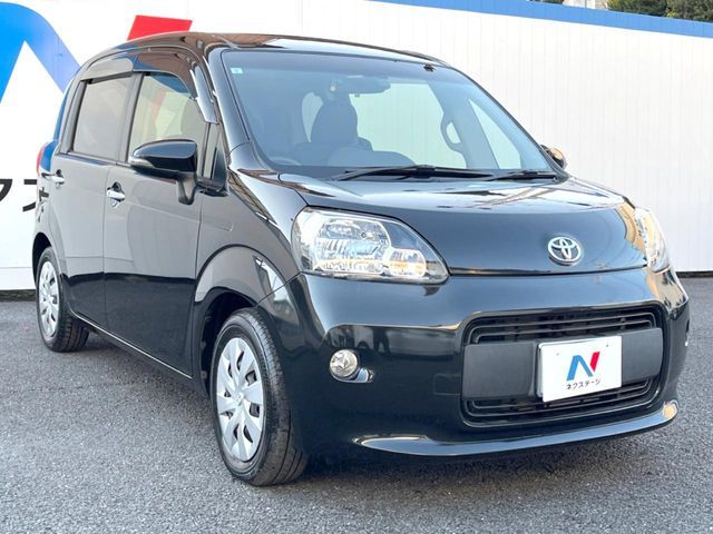 TOYOTA PORTE 2013