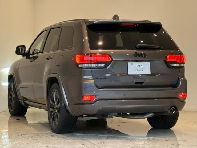 JEEP JEEP GRAND CHEROKEE 2019