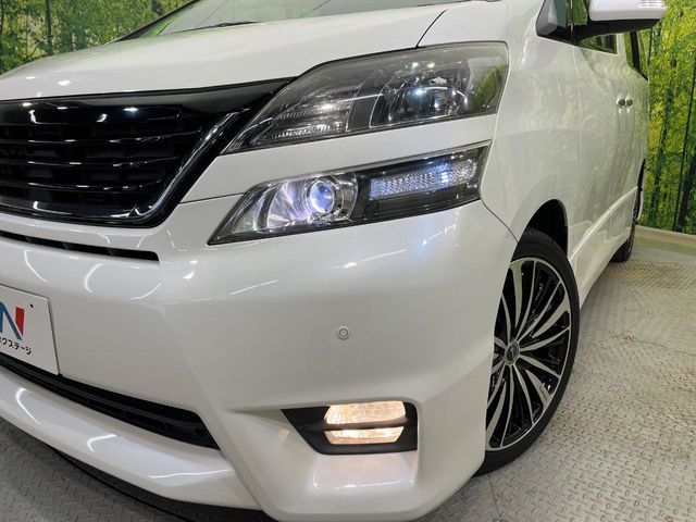 TOYOTA VELLFIRE 2009