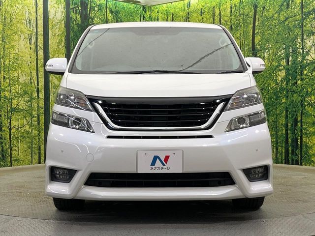 TOYOTA VELLFIRE 2009