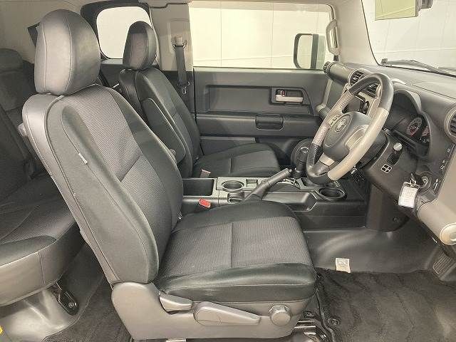 TOYOTA FJ CRUISER 4WD 2017