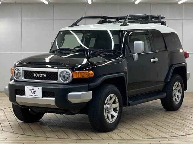 TOYOTA FJ CRUISER 4WD 2017