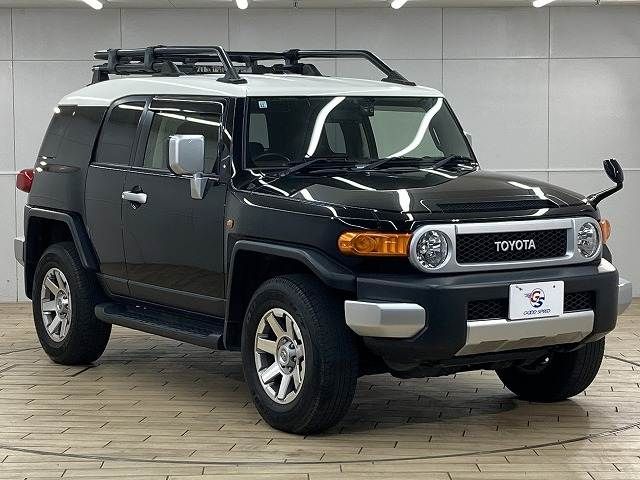 TOYOTA FJ CRUISER 4WD 2017