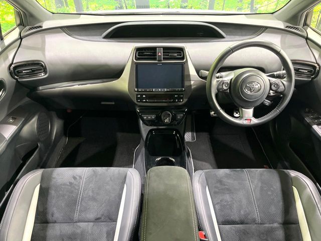 TOYOTA PRIUS PHV 2018