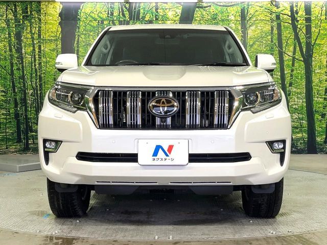 TOYOTA LANDCRUISER PRADO 2023