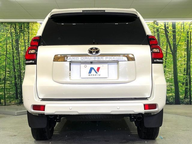 TOYOTA LANDCRUISER PRADO 2023