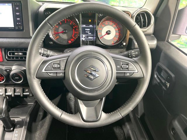 SUZUKI JIMNY NOMADE 2025