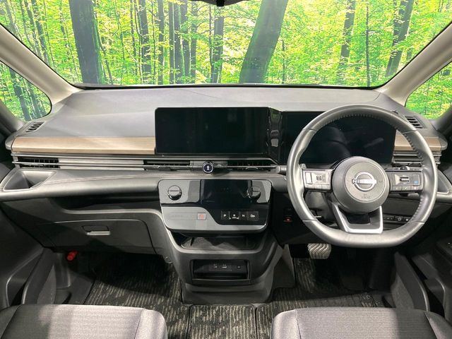 NISSAN SERENA  WG 2023