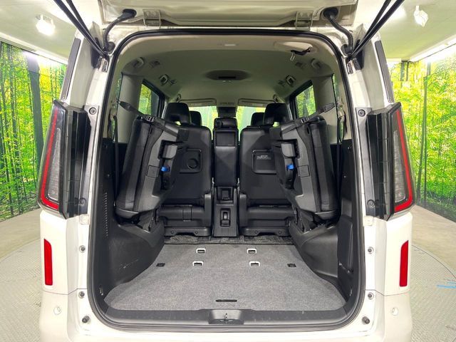 NISSAN SERENA  WG 2023