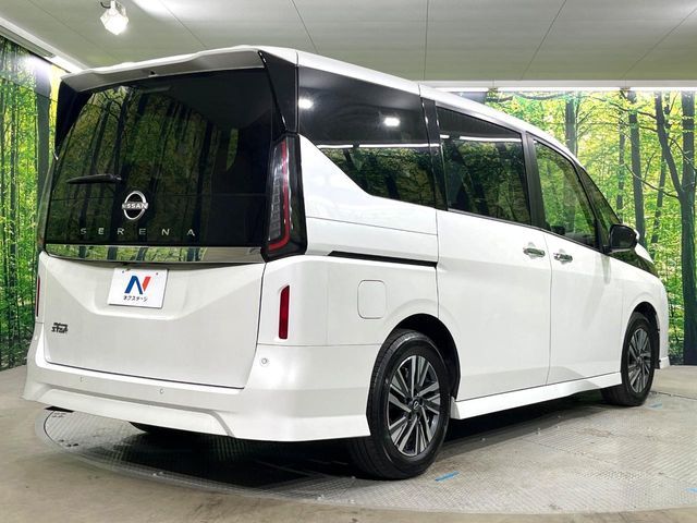 NISSAN SERENA  WG 2023