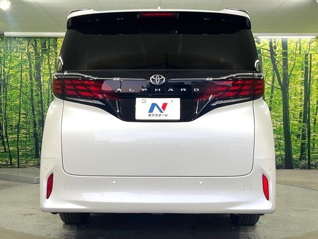 TOYOTA ALPHARD 2023