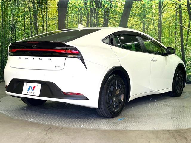 TOYOTA PRIUS 2023