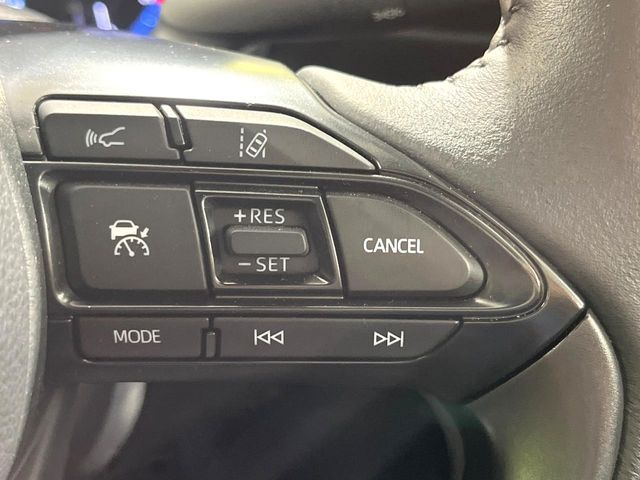 TOYOTA YARIS CROSS HYBRID 2023