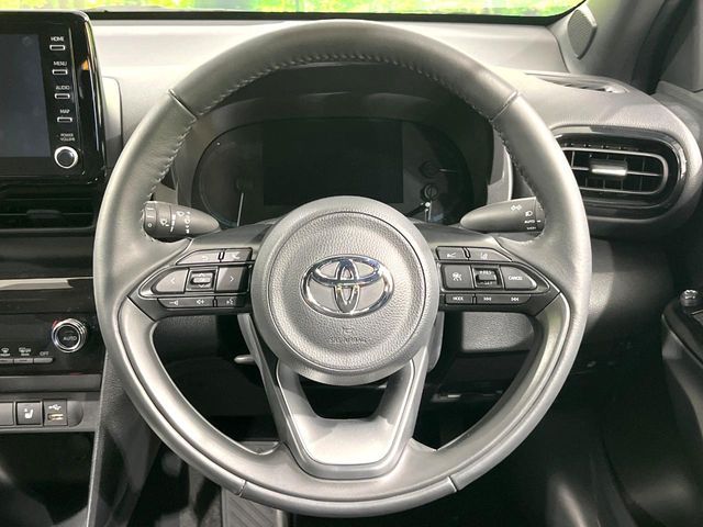 TOYOTA YARIS CROSS HYBRID 2023
