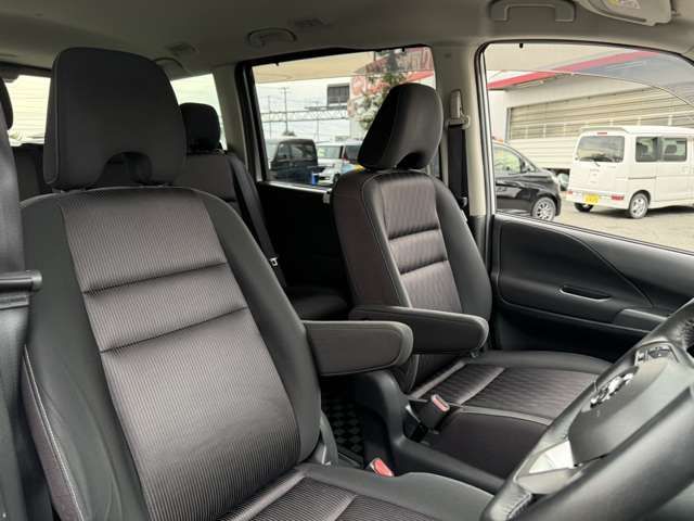 NISSAN SERENA  S-HYBRID 4WD 2017