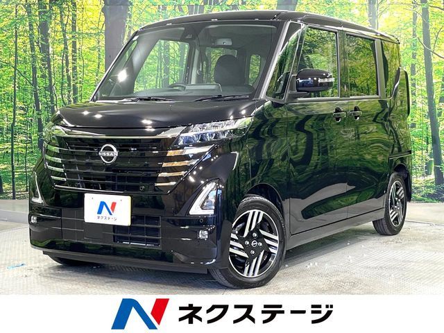 NISSAN ROOX 2025