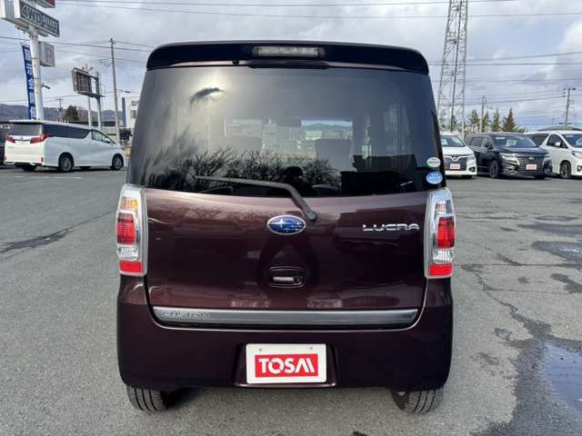 SUBARU LUCRA CUSTOM 4WD 2011