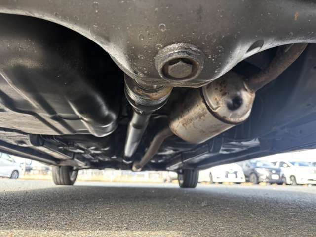 SUBARU LUCRA CUSTOM 4WD 2011