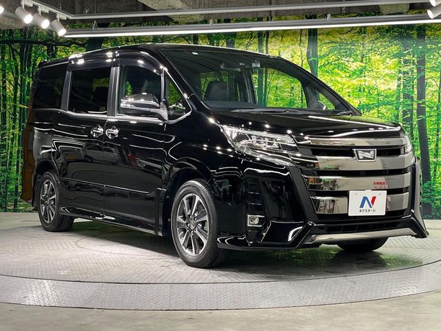 TOYOTA NOAH 2020