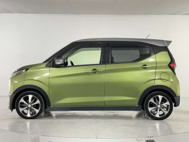 MITSUBISHI ek X 2019