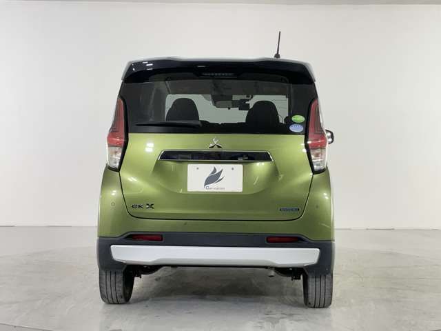 MITSUBISHI ek X 2019