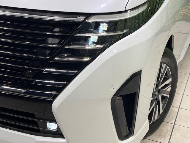 NISSAN SERENA  WG 2023