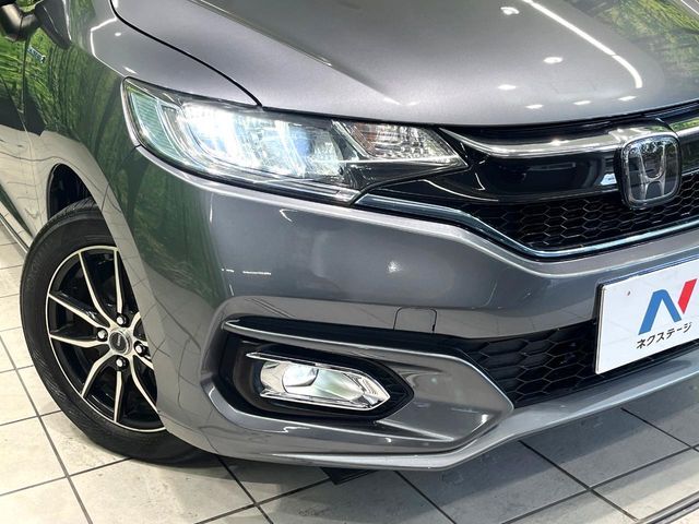 HONDA FIT HYBRID 2017