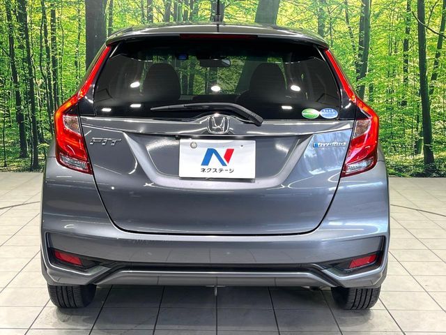 HONDA FIT HYBRID 2017