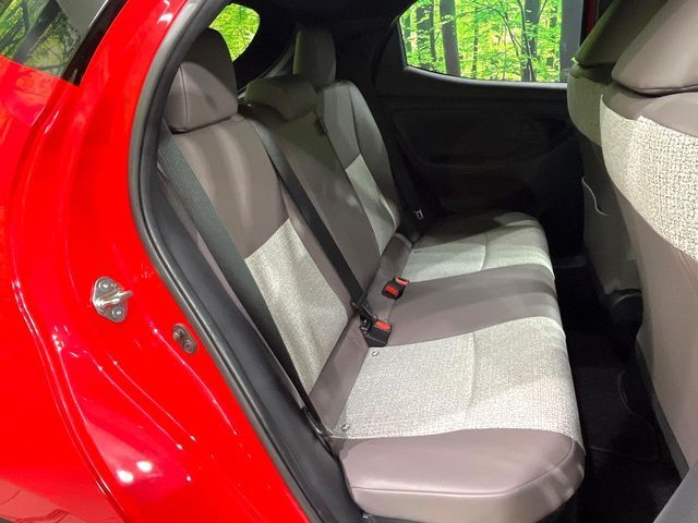 TOYOTA YARIS HYBRID 2020