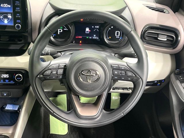 TOYOTA YARIS HYBRID 2020