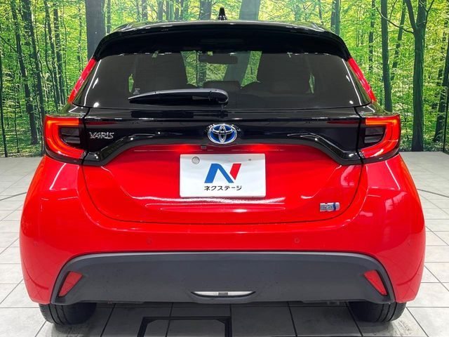 TOYOTA YARIS HYBRID 2020