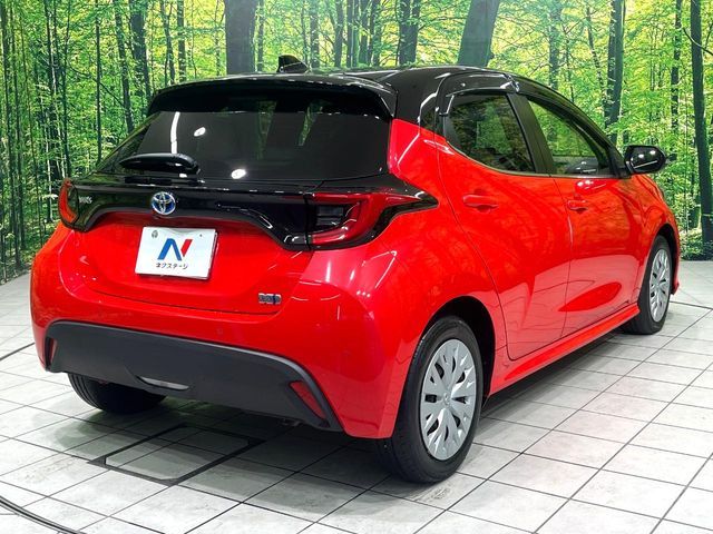 TOYOTA YARIS HYBRID 2020