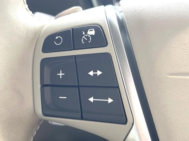 VOLVO VOLVO V40 2018