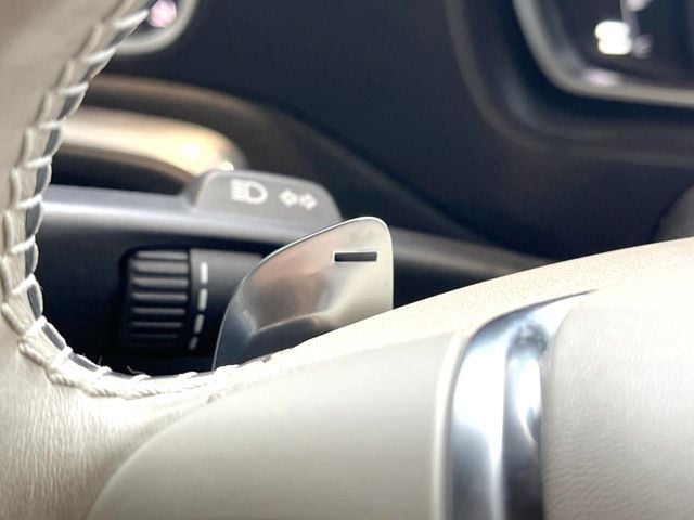 VOLVO VOLVO V40 2018