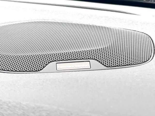 VOLVO VOLVO V40 2017