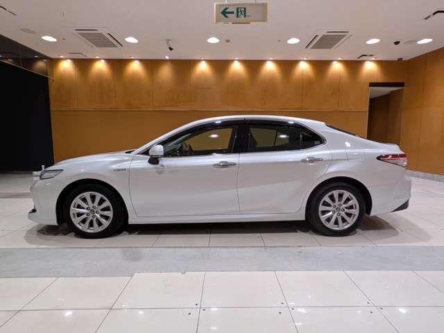 TOYOTA CAMRY HYBRID 2017
