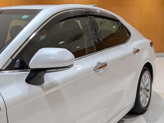 TOYOTA CAMRY HYBRID 2017